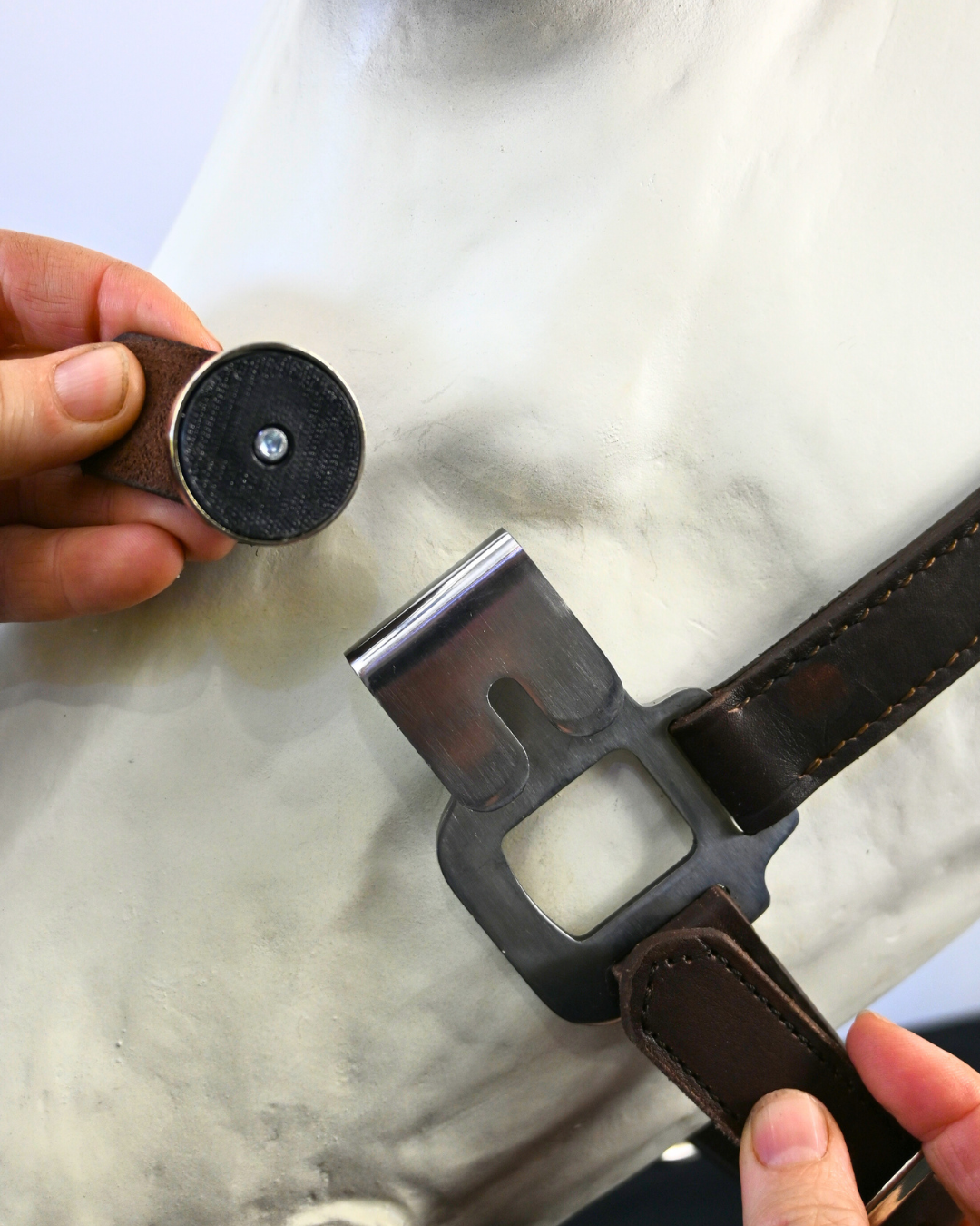 Magna Halter ™ in Blue with Leather Breakaway