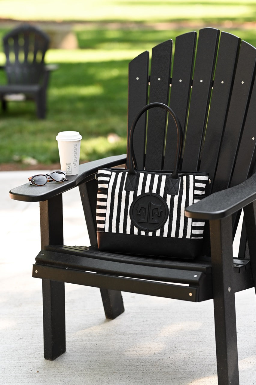 Turnout Tote | Signature